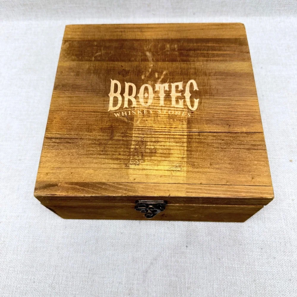 Brotec Whiskey Stones Gift Set with 2 Glasses 8 Granite Rocks Wooden Box